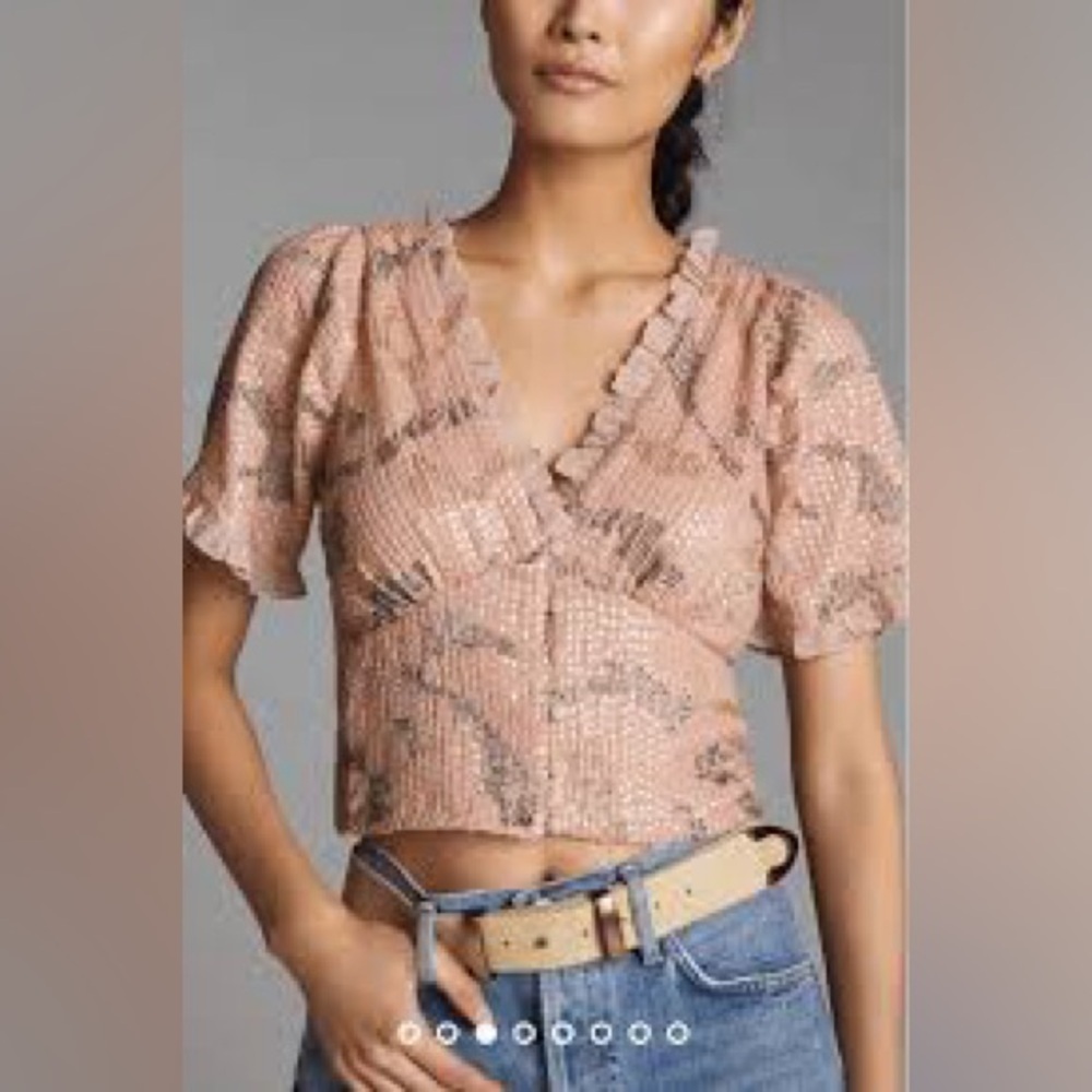 FOREVER THAT GIRL NWT Forever That Girl Sequined V-Neck Blouse in Neutral— M